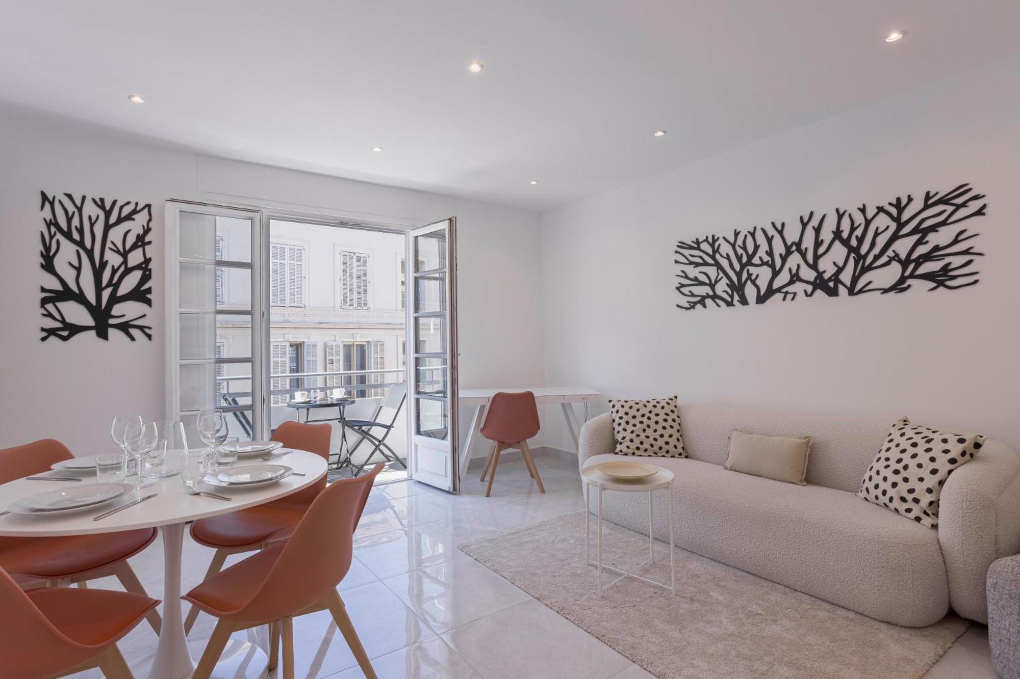 Appartement Moliere - Palais, Plage, Balcon, Clim Et Centre