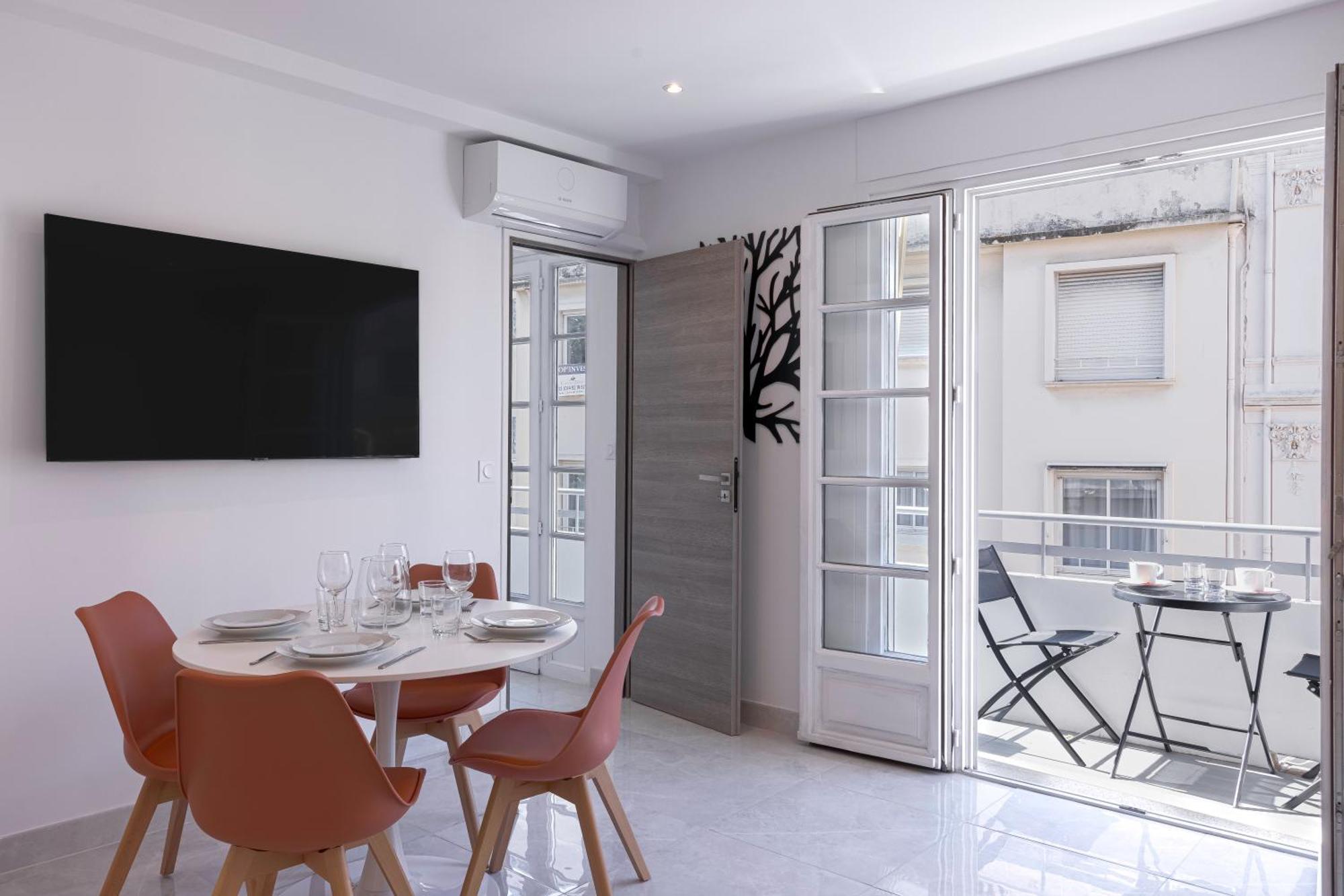 Moliere - Palais, Plage, Balcon, Clim Et Centre Appartement Cannes